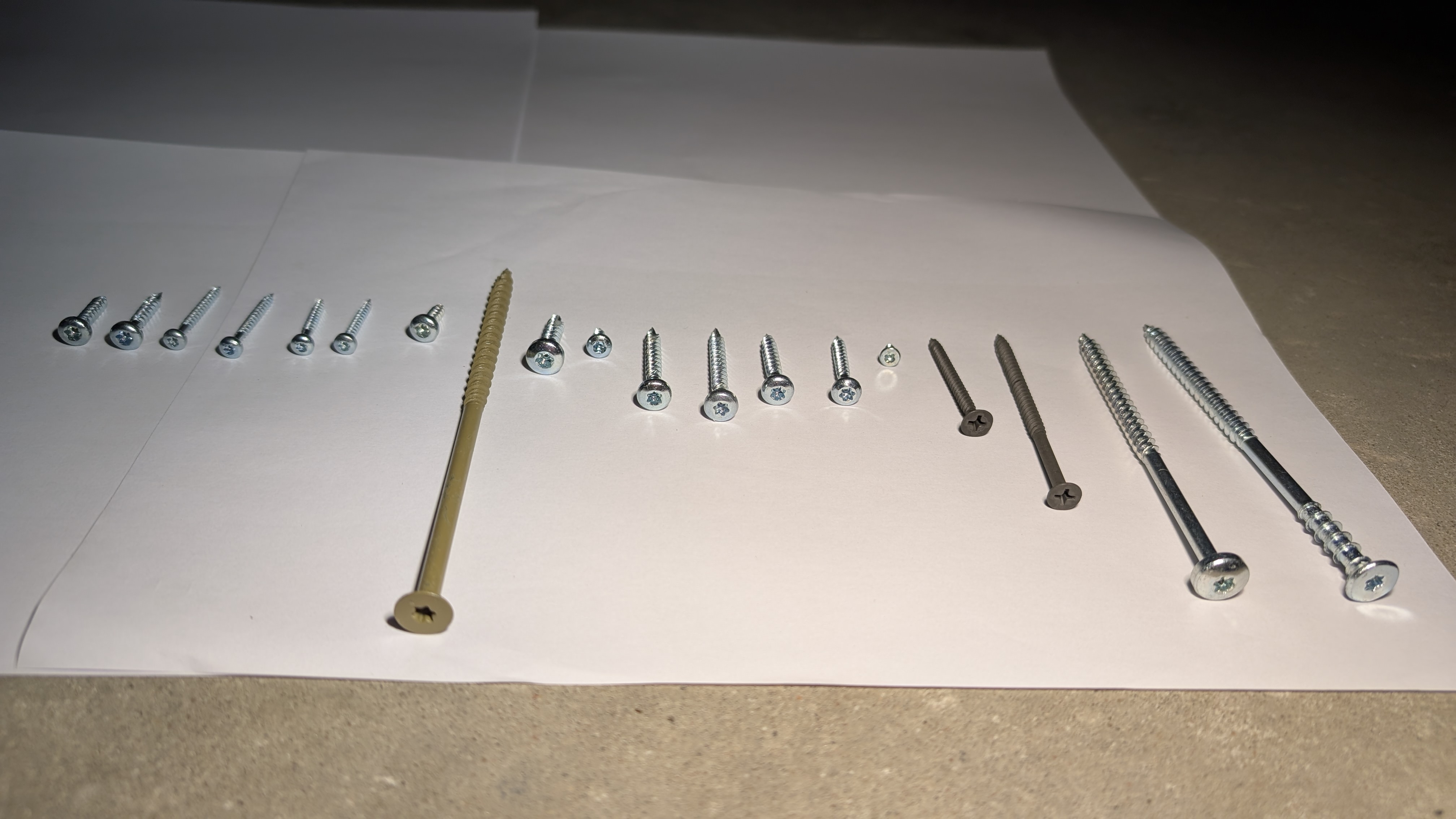 Kruvi, puitlaastplaadikruvi, puidukruvid, kipsikruvi ca700kg – Foto 4, Rideen