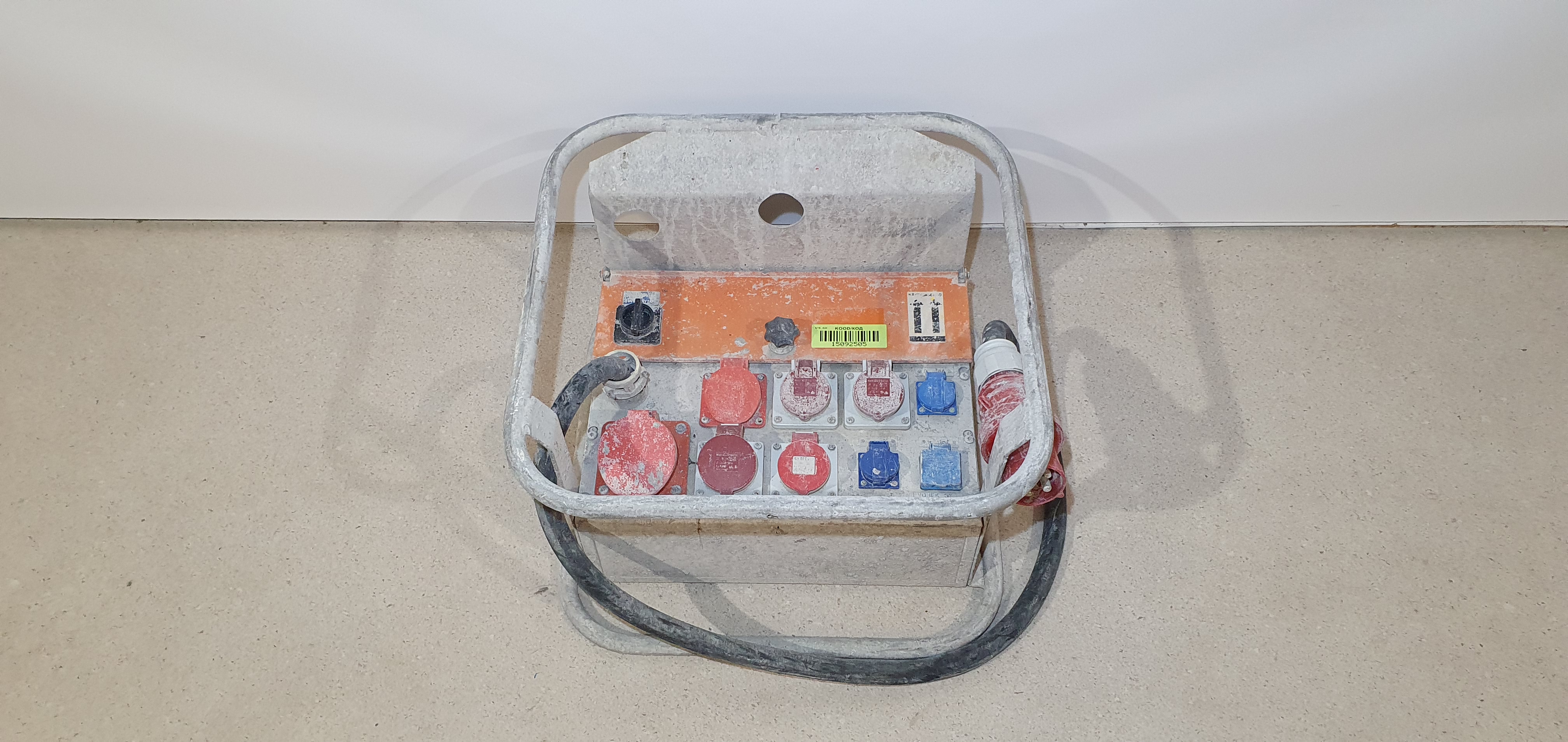 Kilp, jaotuskilp, elektrikilp, alajaotuskilp, objektikilp – foto laost, Rideen Rakvere