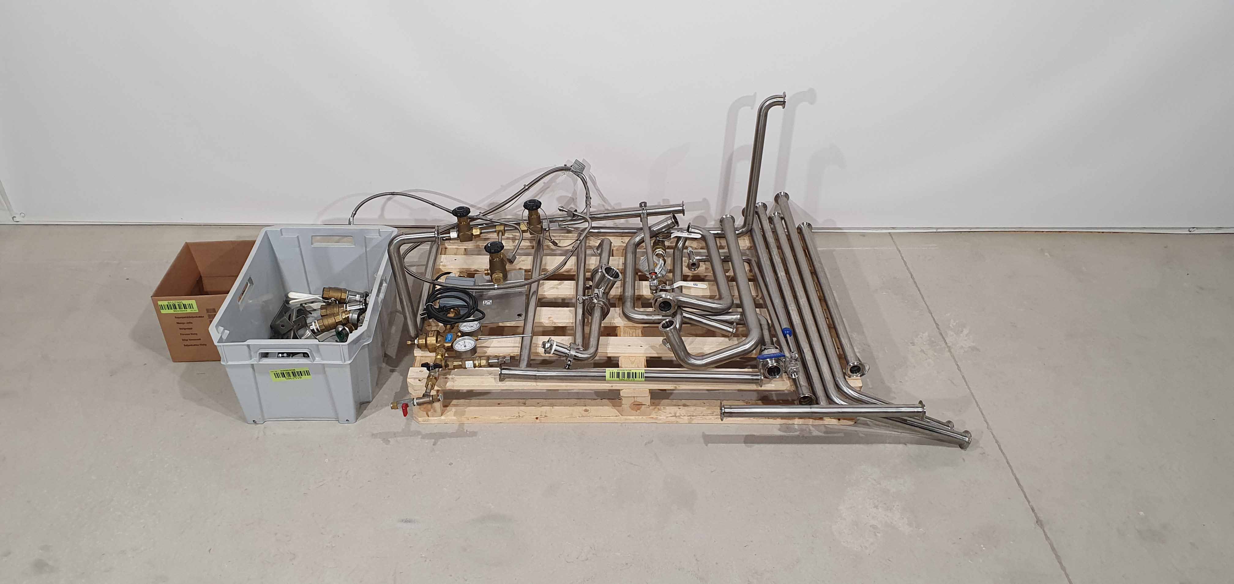 Bottling plant equipment, 2000 bottles per hour (like new) – photo 34, Rideen