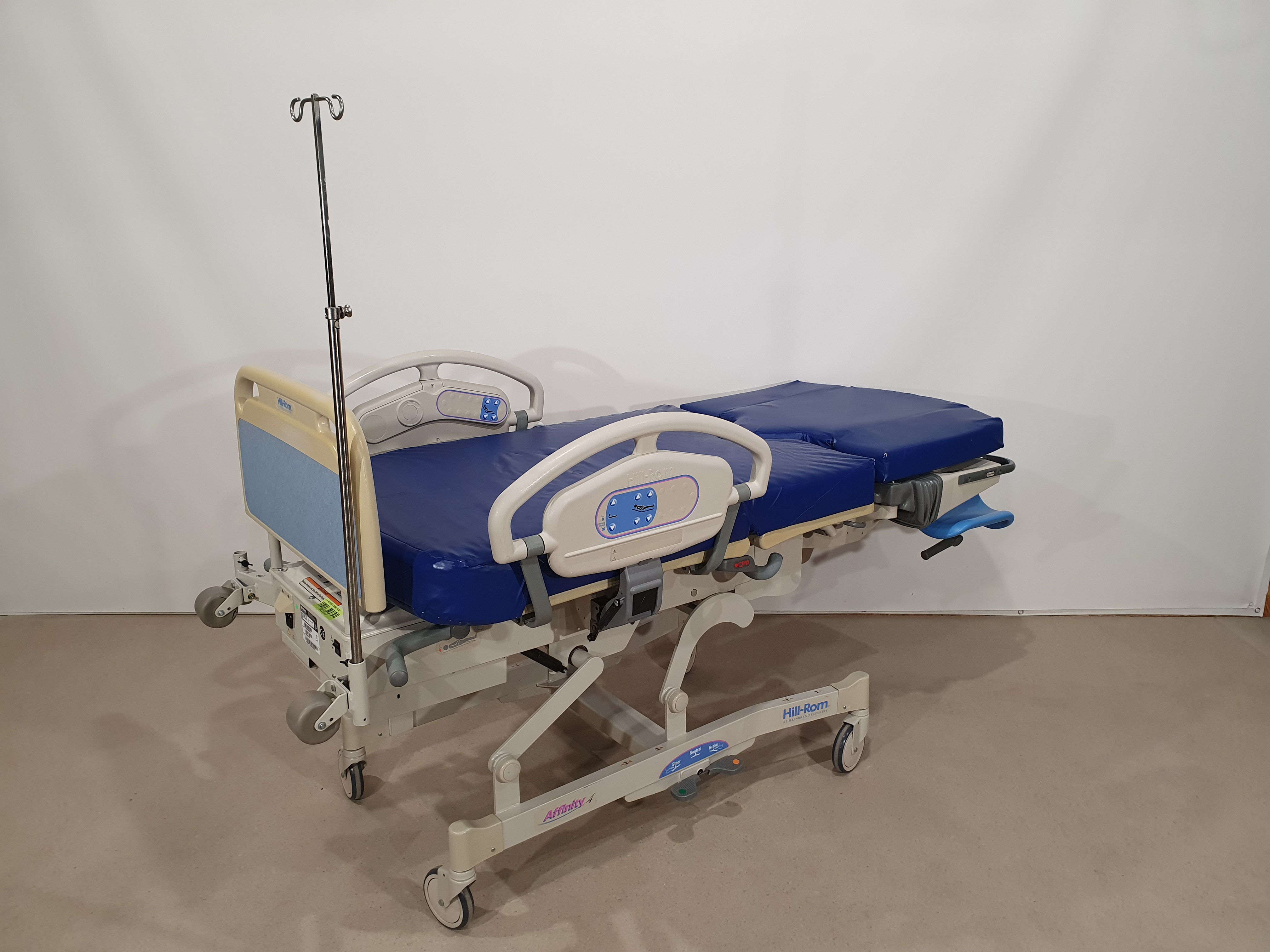 Birthing bed, gynaecological bed, Hill-Rom P3700 – Foto 20, Rideen