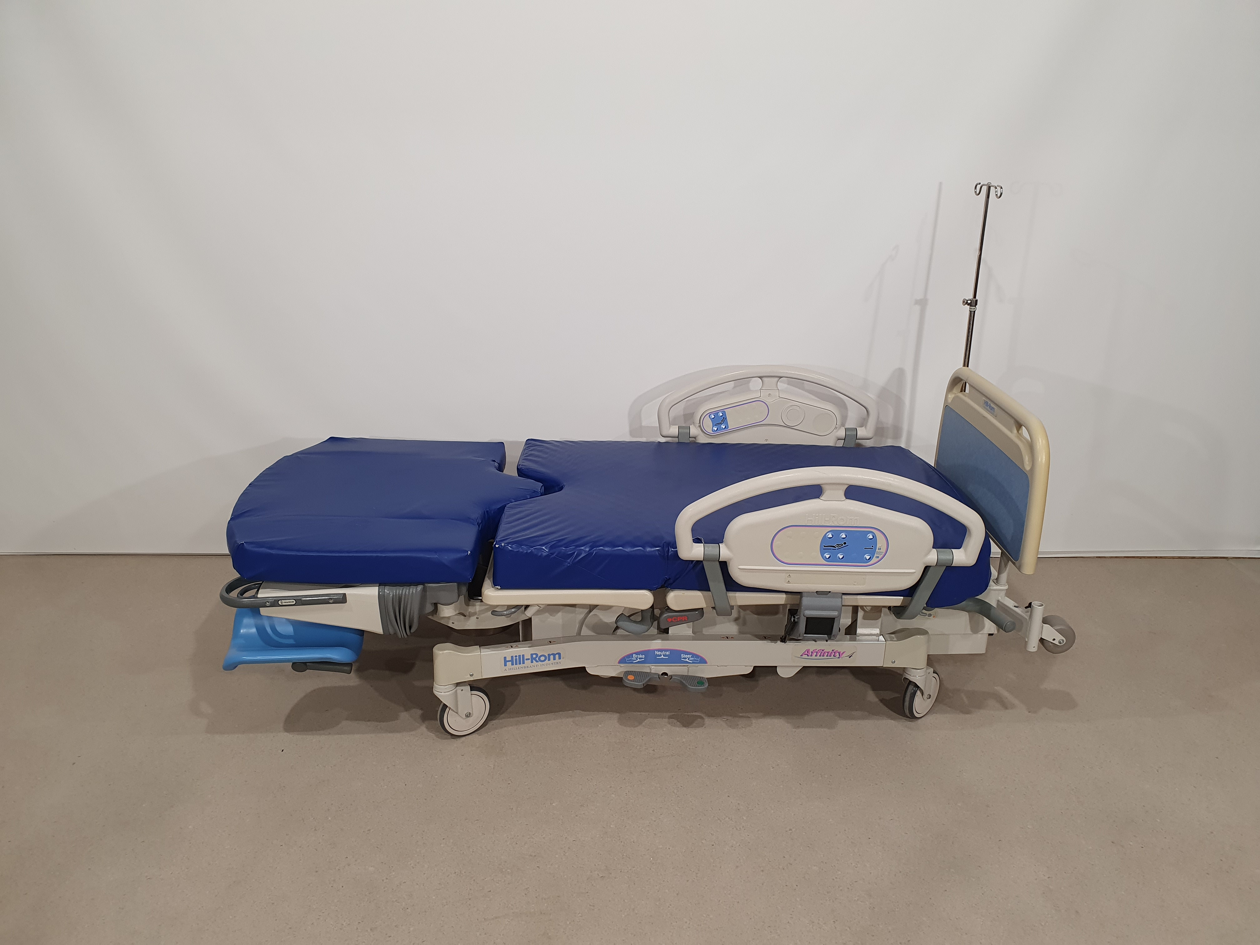 Birthing bed, gynaecological bed, Hill-Rom P3700 – Foto 6, Rideen