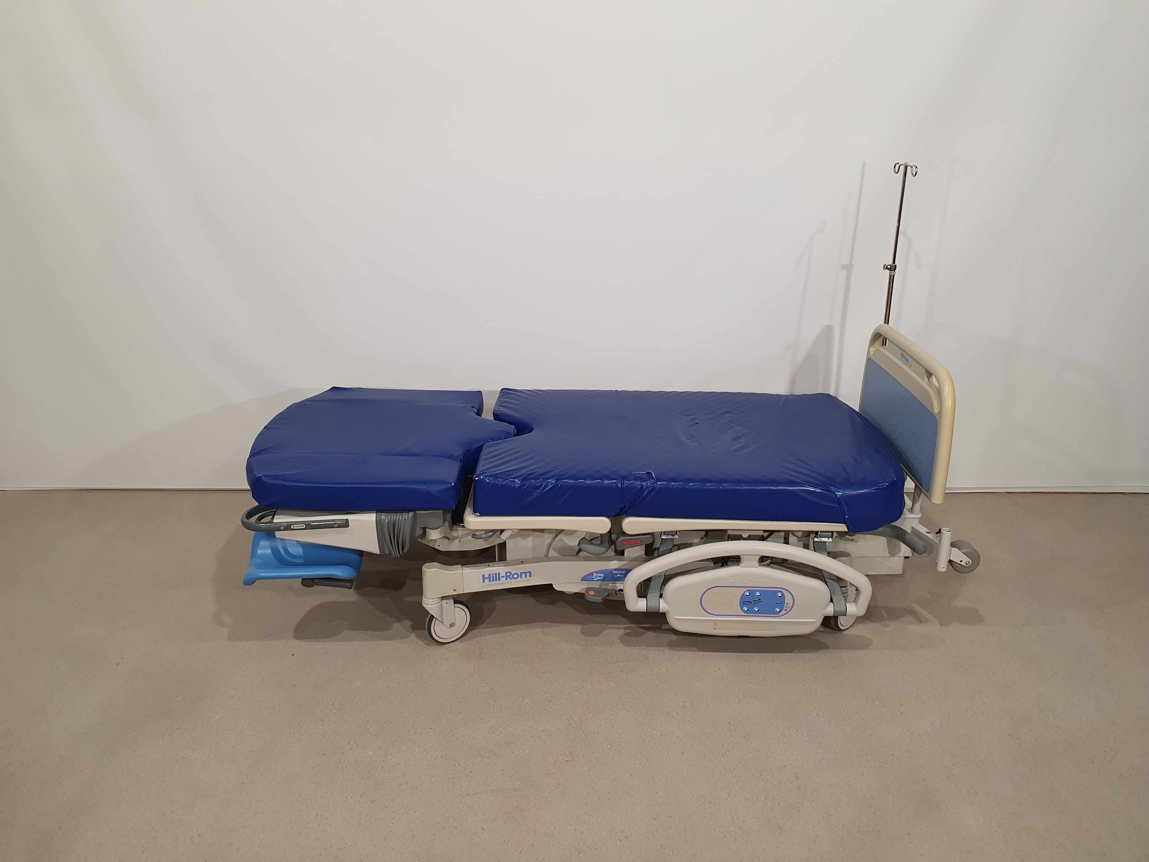 Birthing bed, gynaecological bed, Hill-Rom P3700 – Foto 8, Rideen