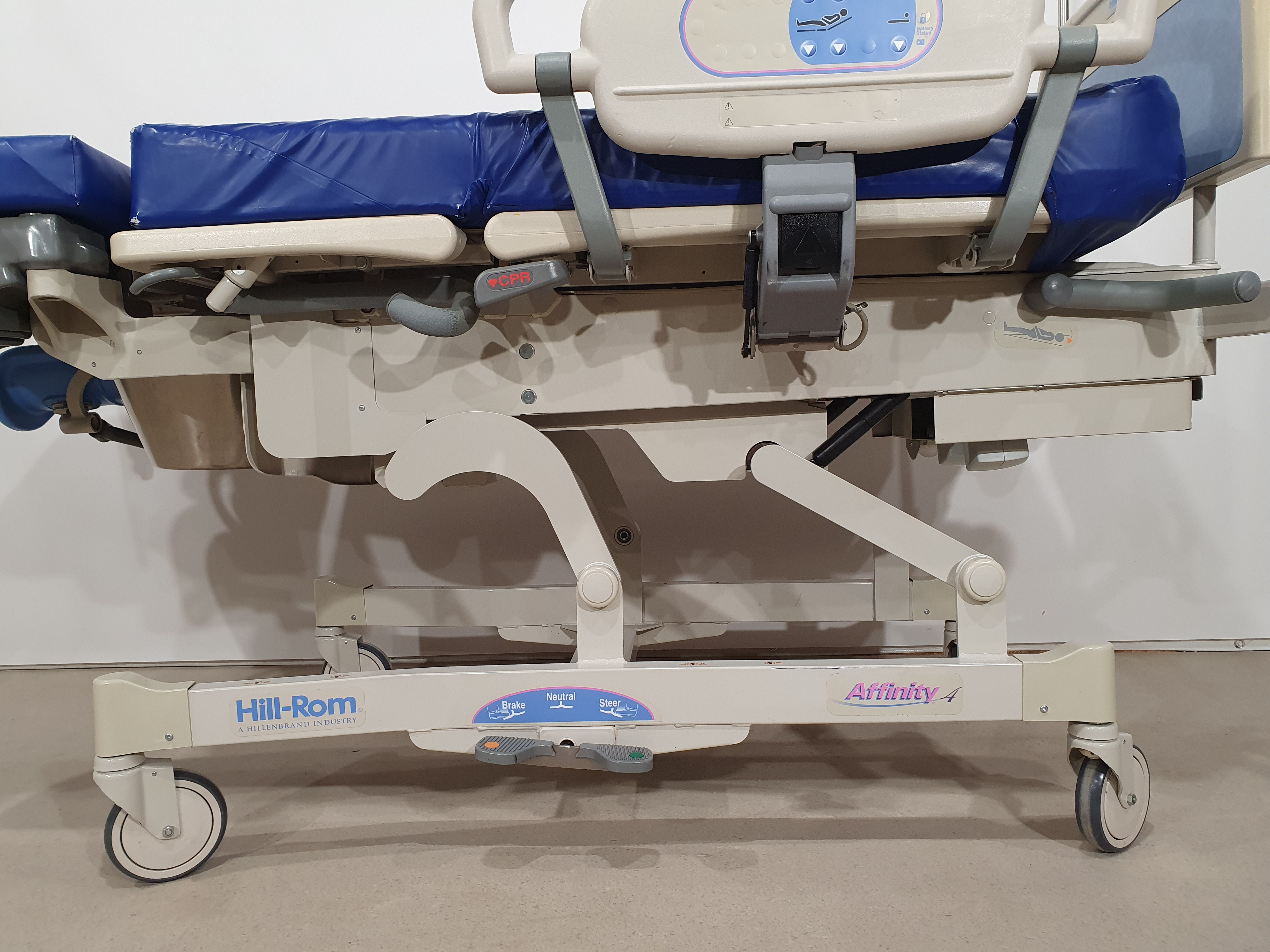 Birthing bed, gynaecological bed, Hill-Rom P3700 – Foto 14, Rideen