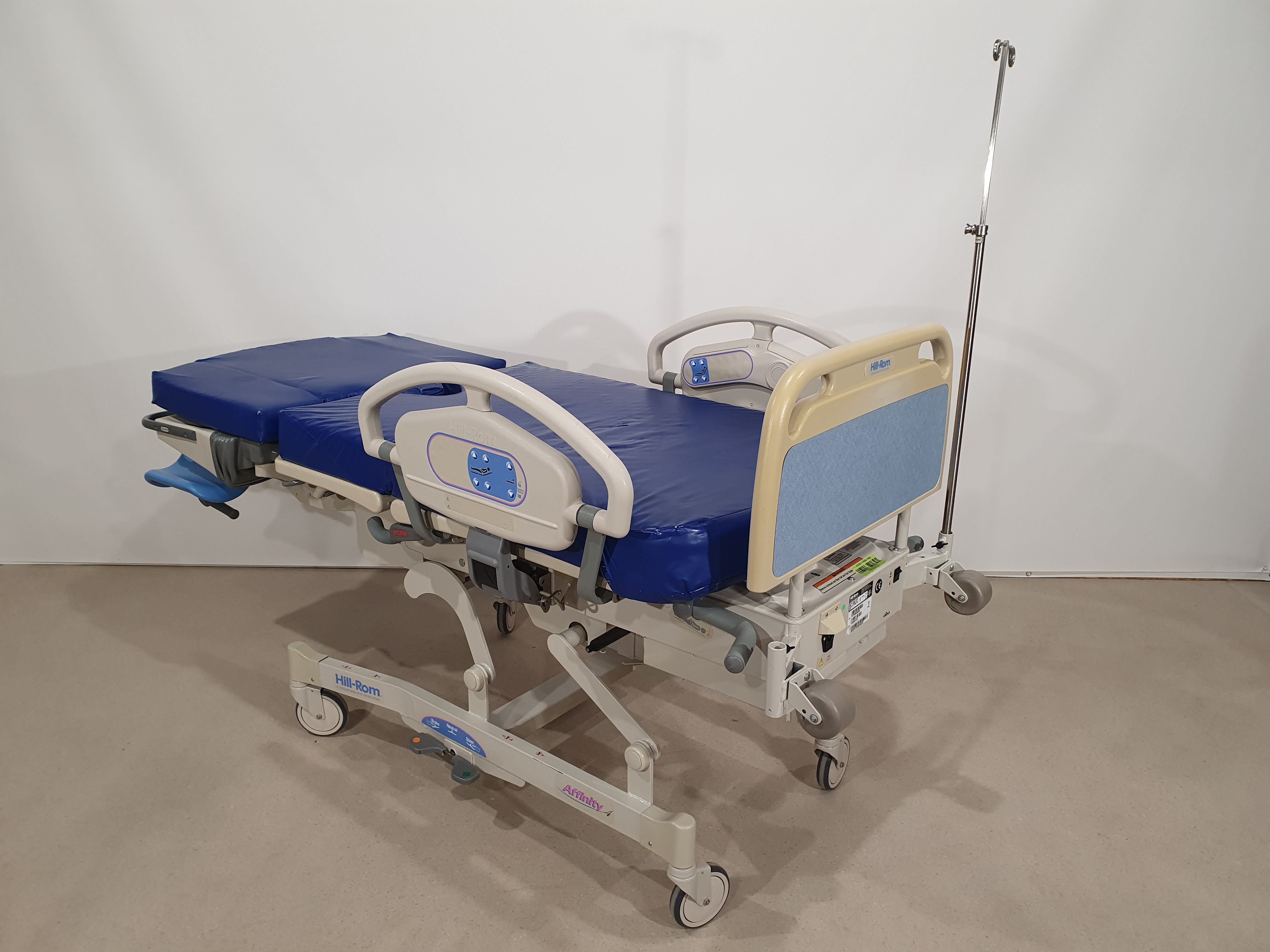 Birthing bed, gynaecological bed, Hill-Rom P3700 – Foto 18, Rideen