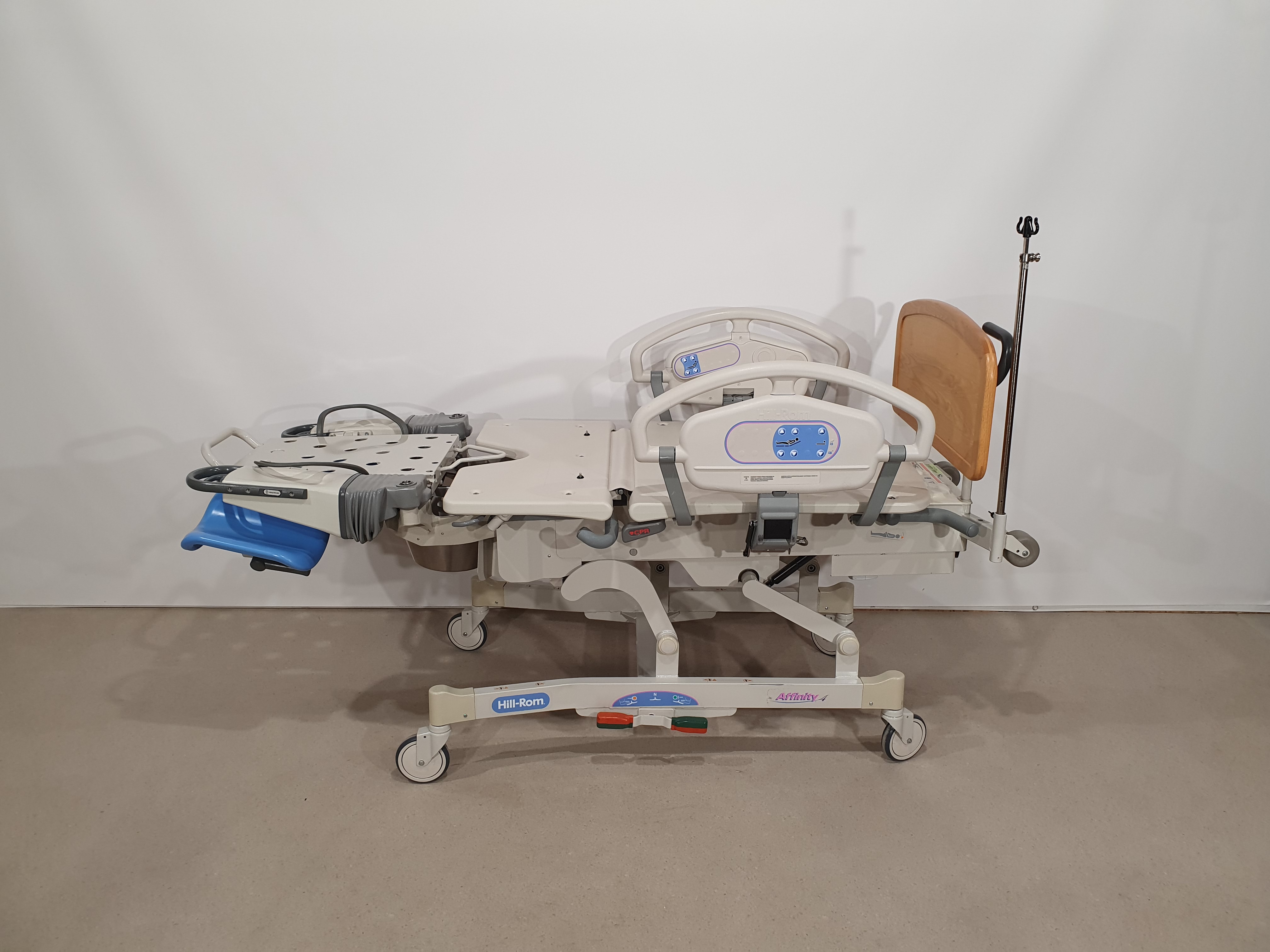 Birthing bed, gynaecological bed, Hill-Rom P3700 – Foto 10, Rideen