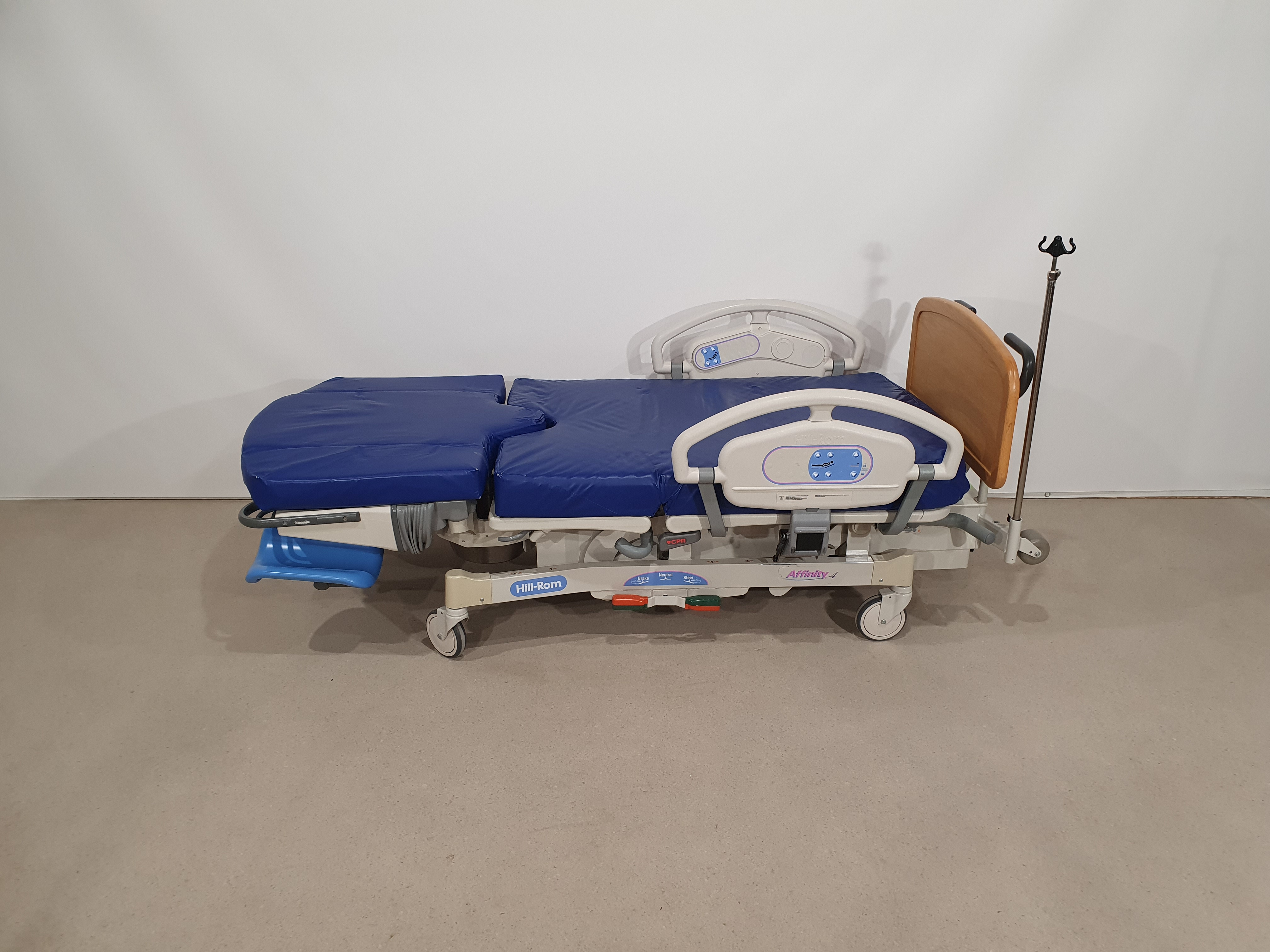 Birthing bed, gynaecological bed, Hill-Rom P3700 – Foto 6, Rideen