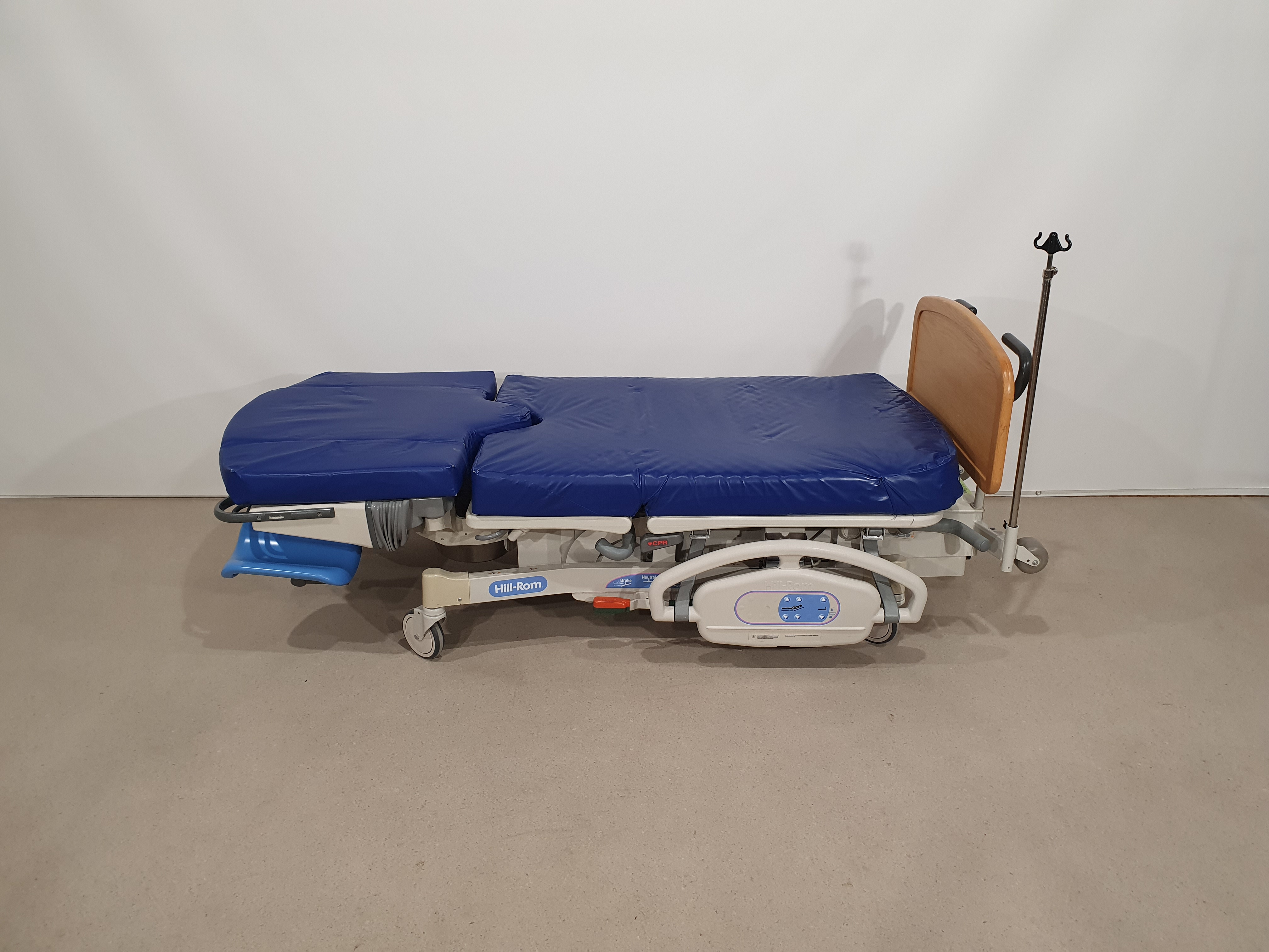 Birthing bed, gynaecological bed, Hill-Rom P3700 – Foto 8, Rideen