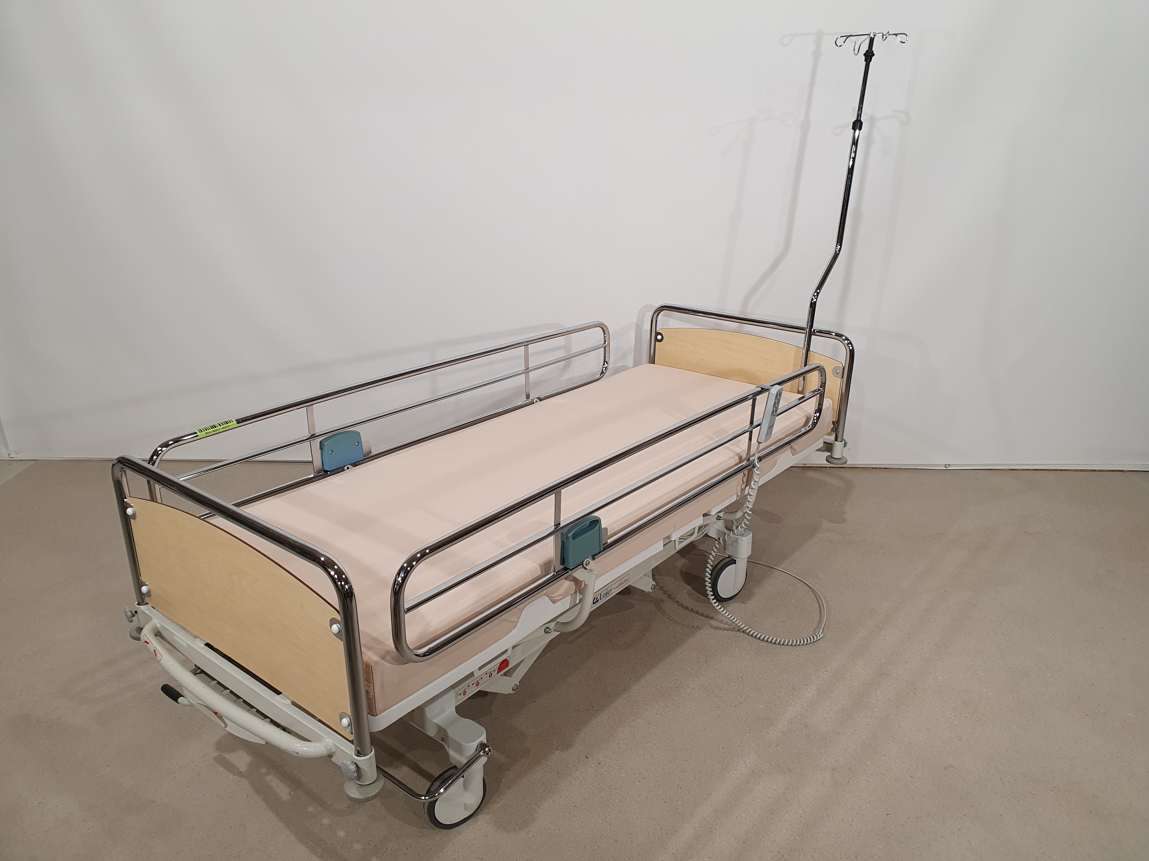 Electric care bed, hospital bed, rehabilitation bed – Foto 2, Rideen