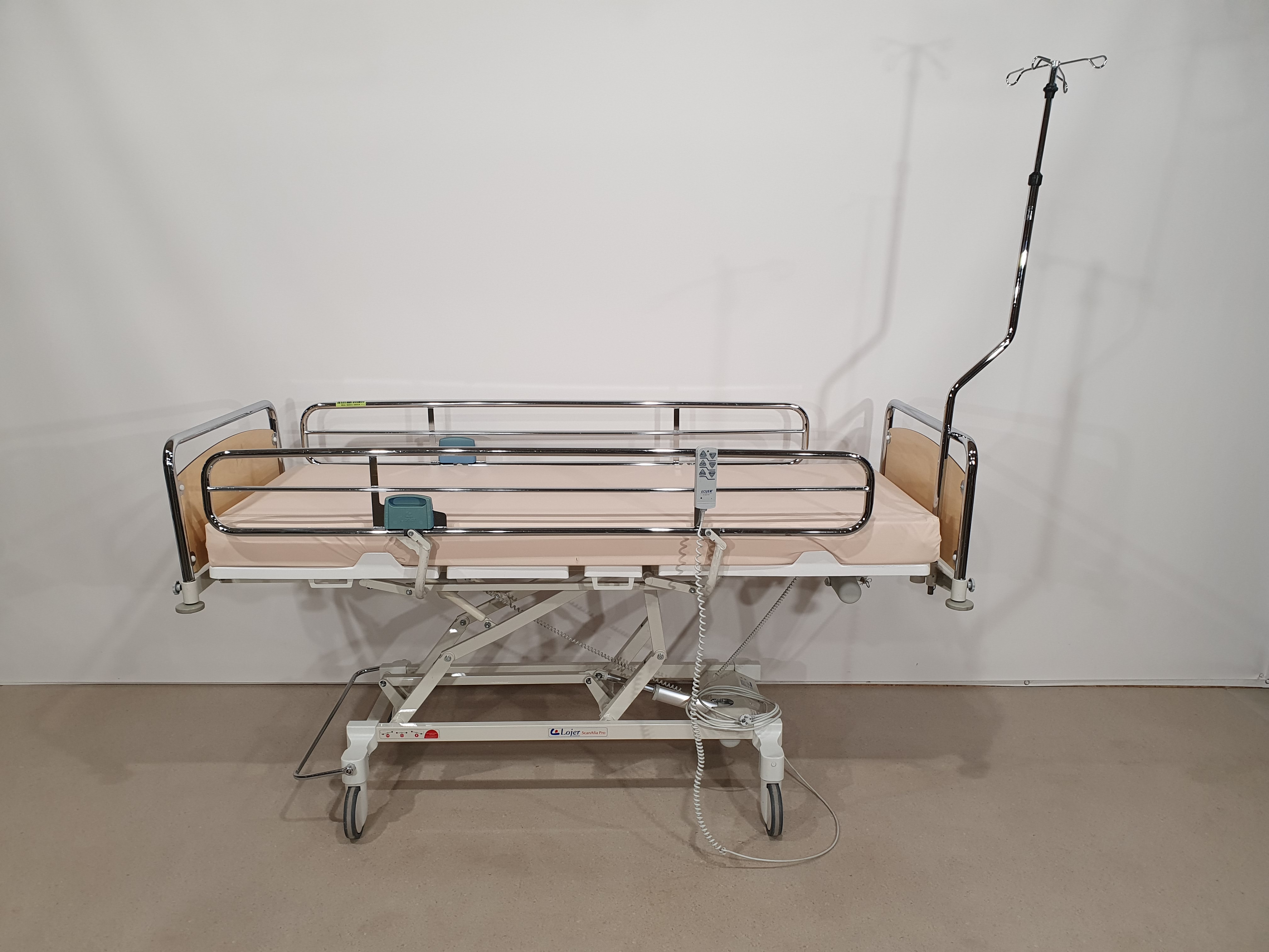 Electric care bed, hospital bed, rehabilitation bed – Foto 6, Rideen