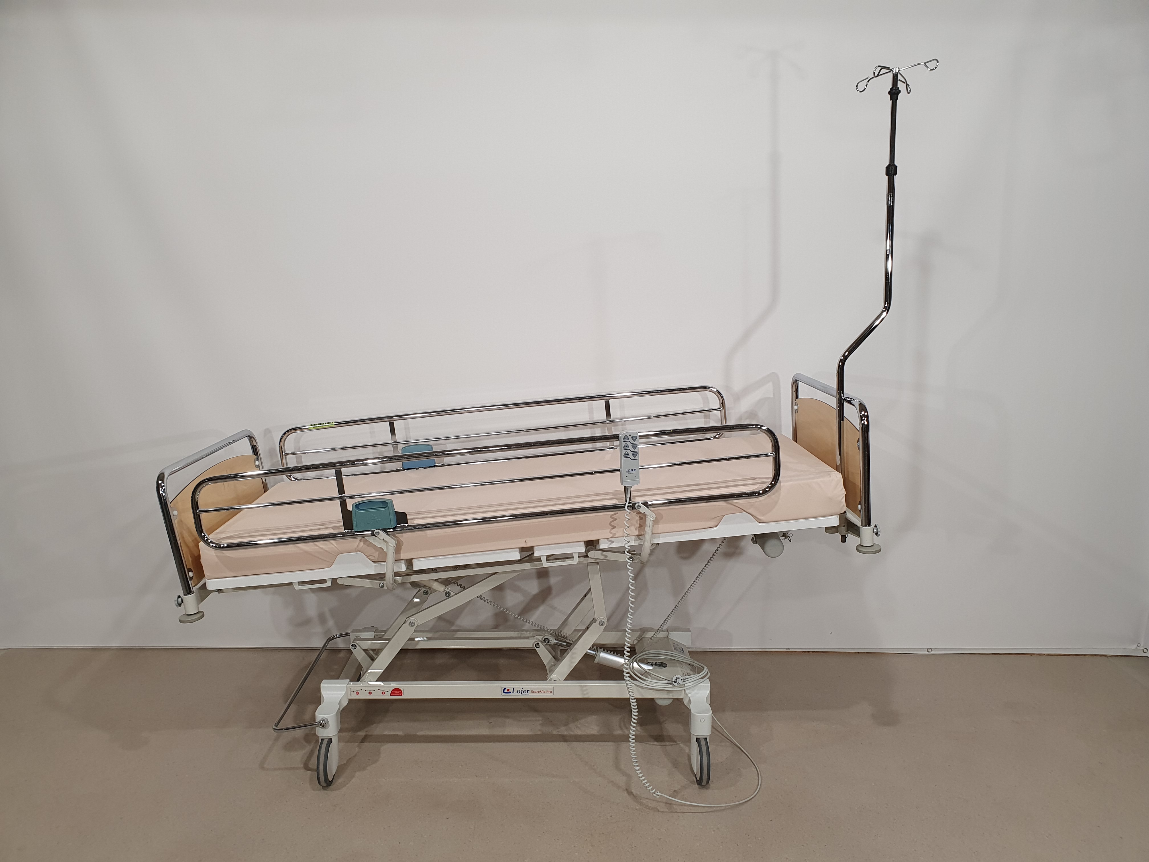 Electric care bed, hospital bed, rehabilitation bed – Foto 8, Rideen