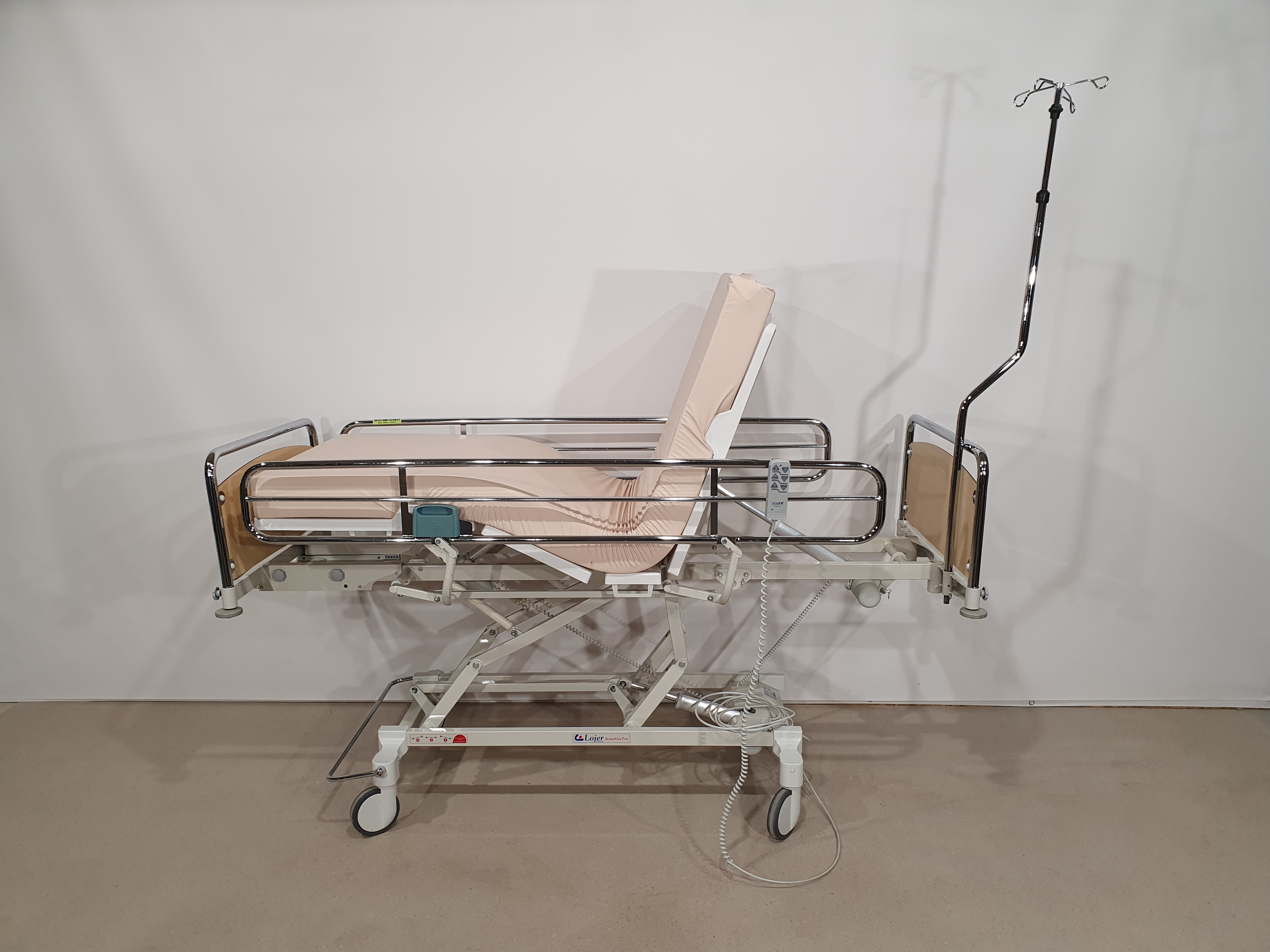 Electric care bed, hospital bed, rehabilitation bed – Foto 14, Rideen
