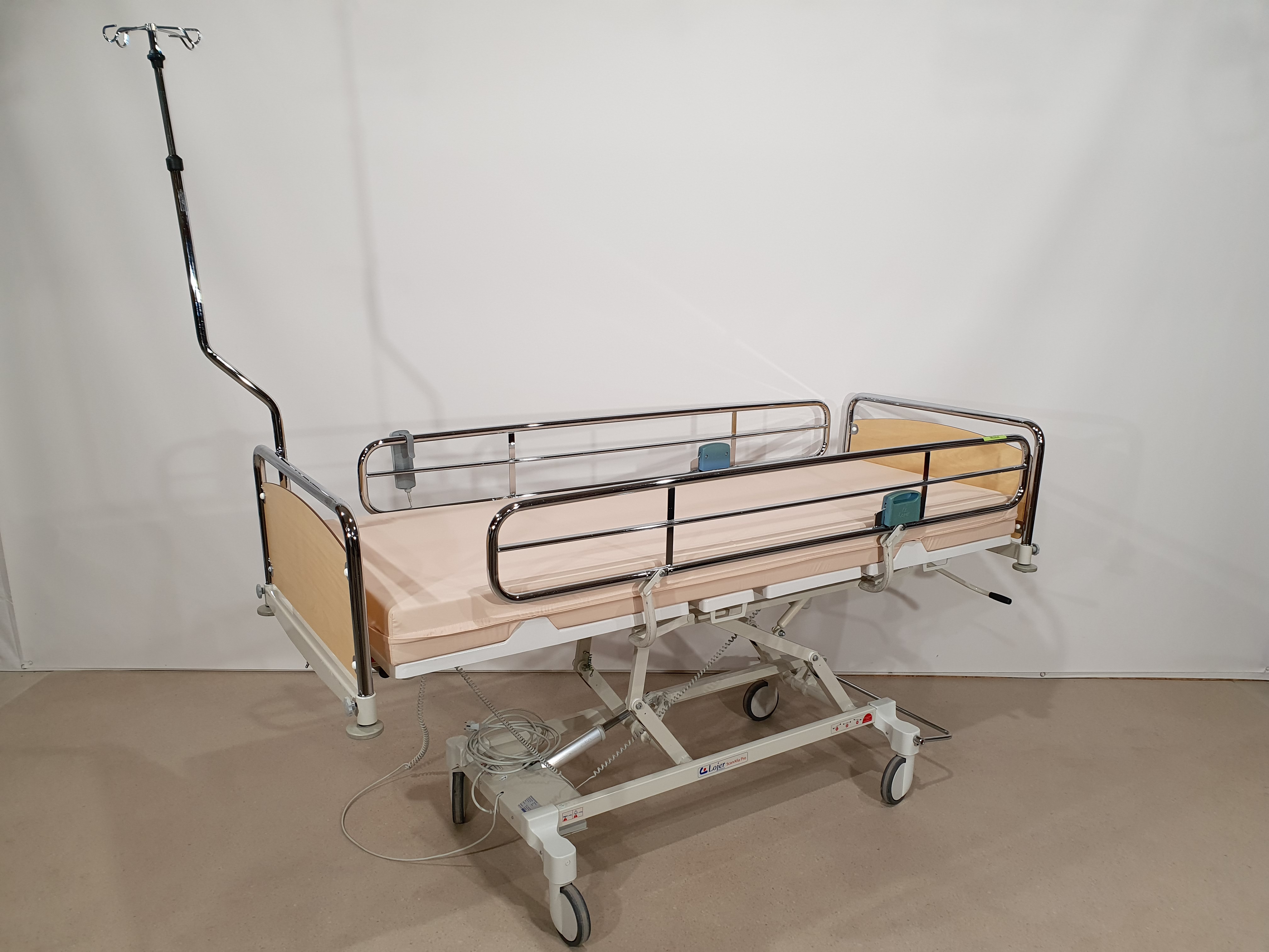 Electric care bed, hospital bed, rehabilitation bed – Foto 18, Rideen