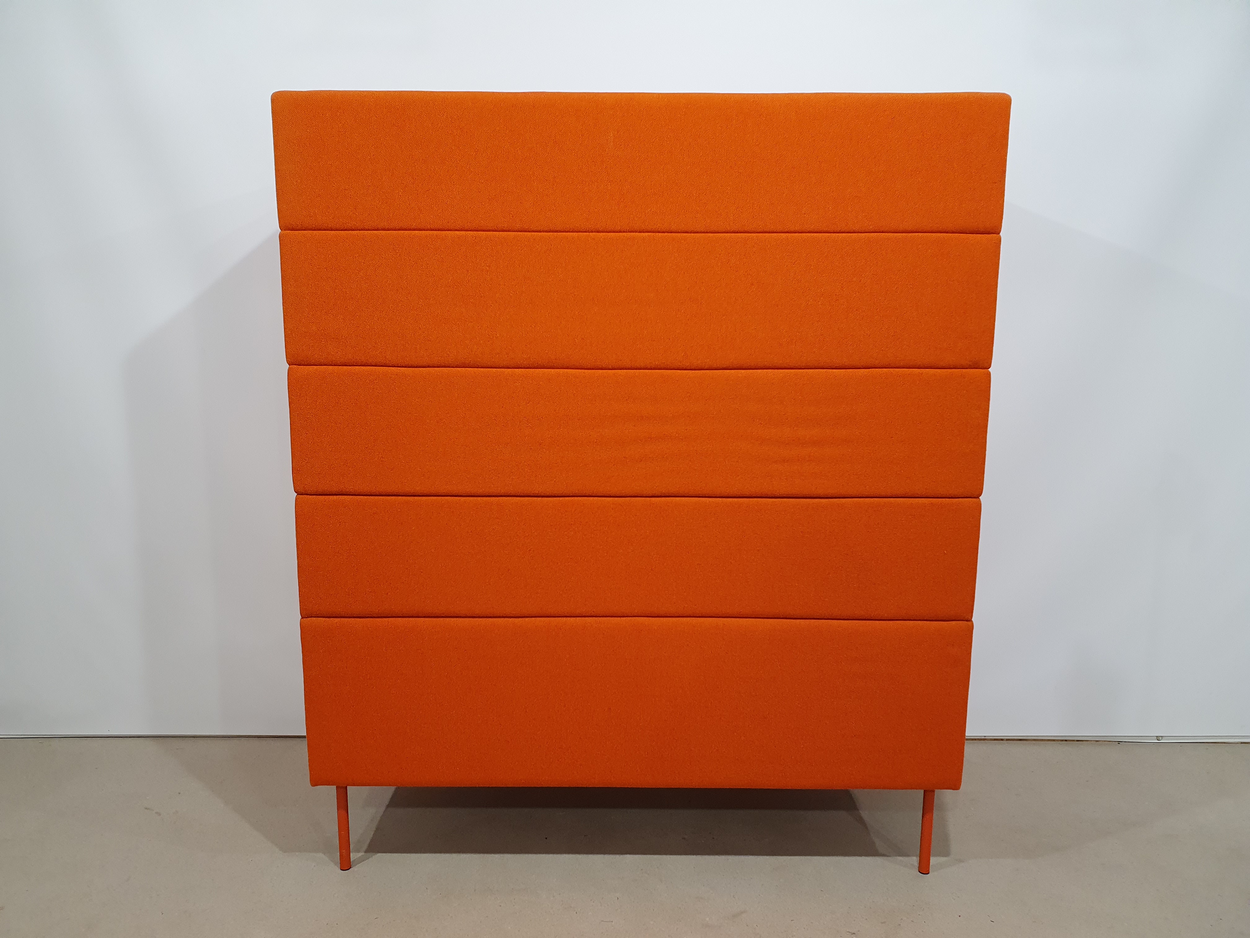 Tool, tugitool, sofa, pehme mööbel, akustiline diivan – foto 10, Rideen